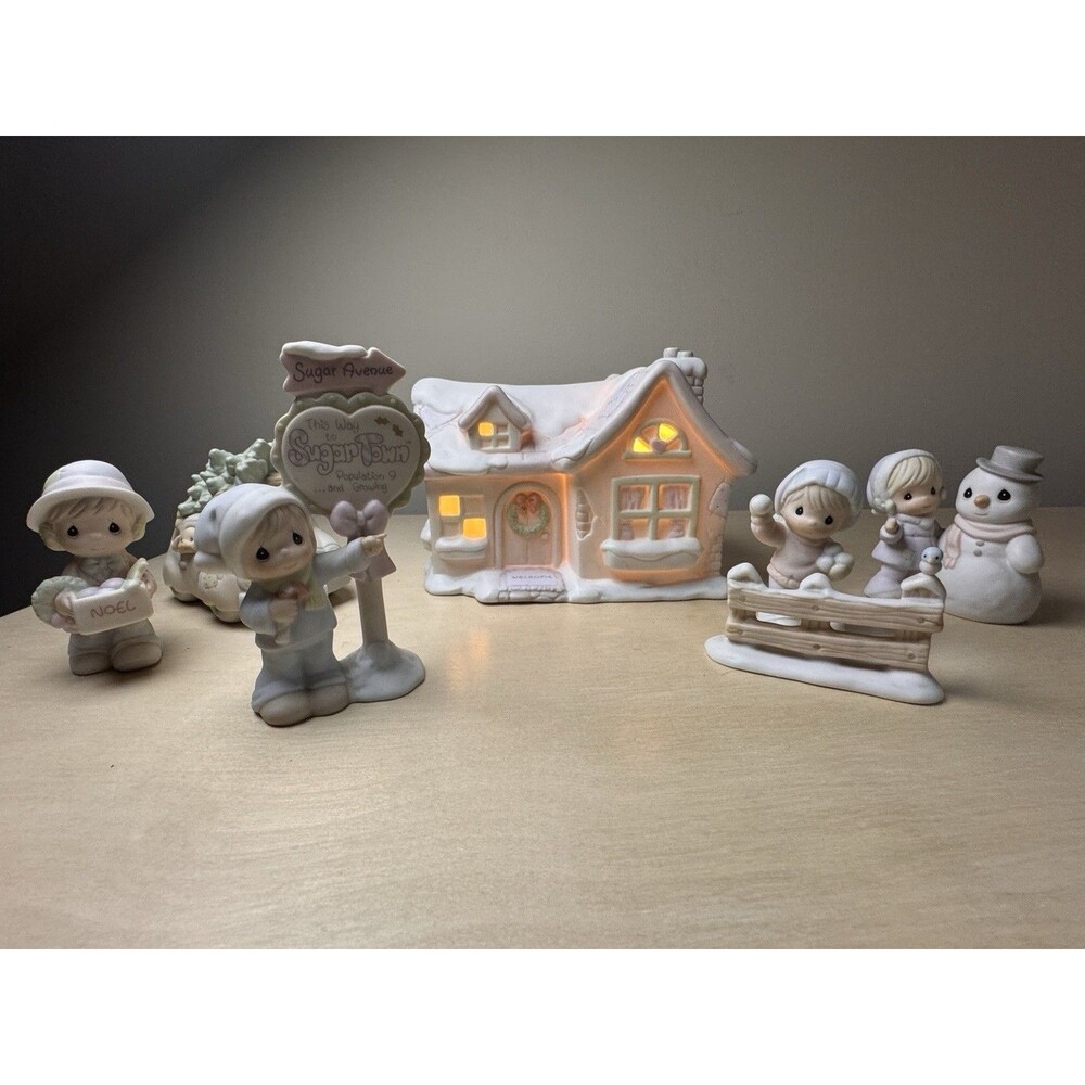 Precious Moments Sugar Town 7 Pc Christmas Village Sam’s House Lot w/ Boxes VTG - Picture 2 of 15
